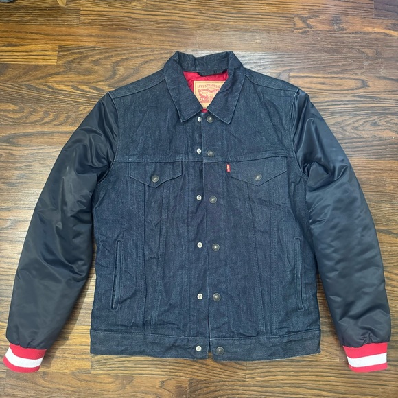 49ers Levis Black Denim Varsity Trucker Jacket - Picture 2 of 5